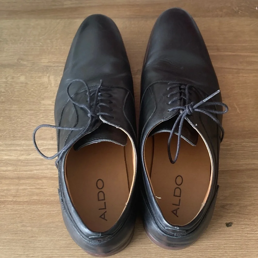 Aldo Classic Black Leather Oxfords